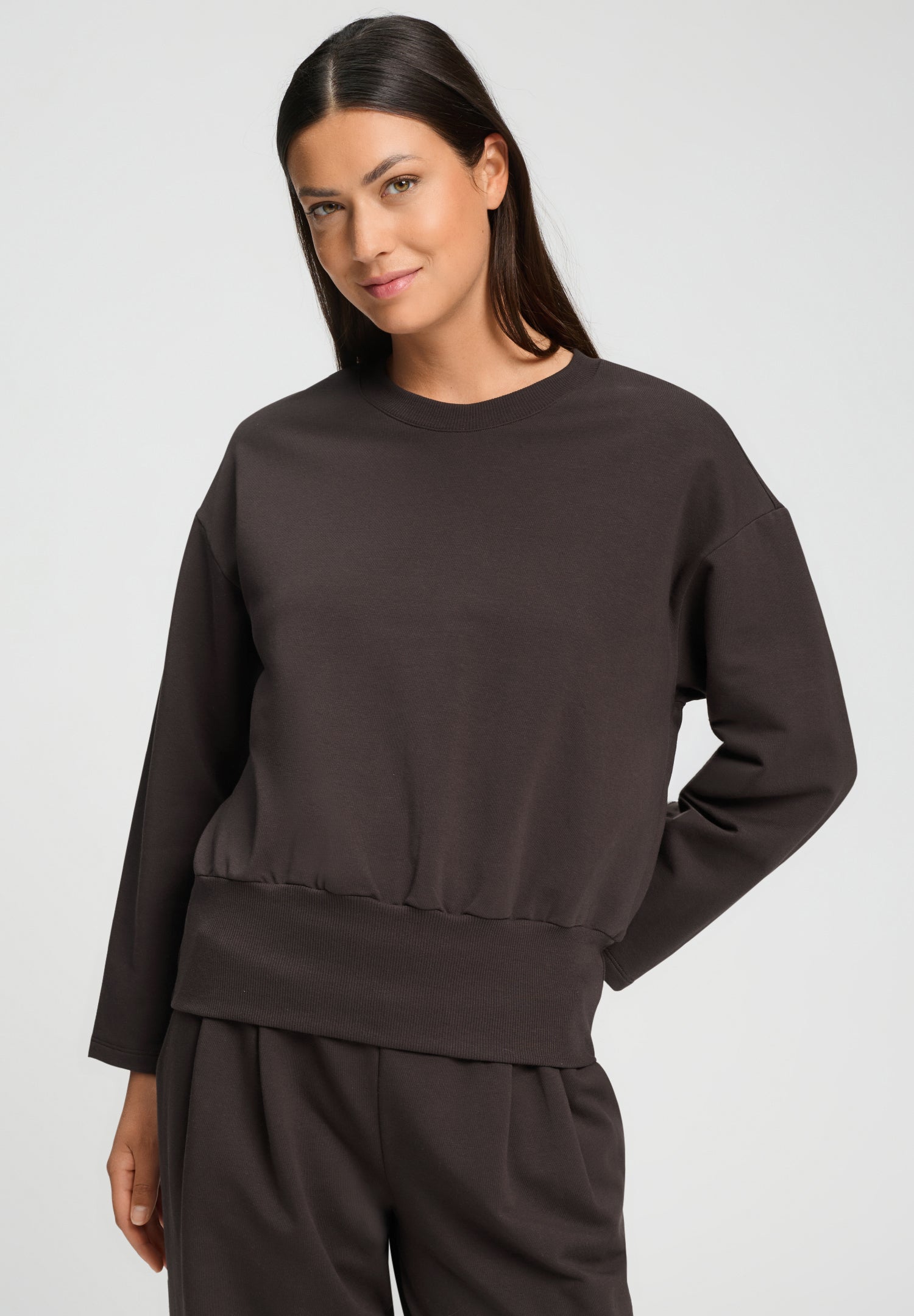 Natural Living Sweatshirt | Dark Mocha 78934-2185