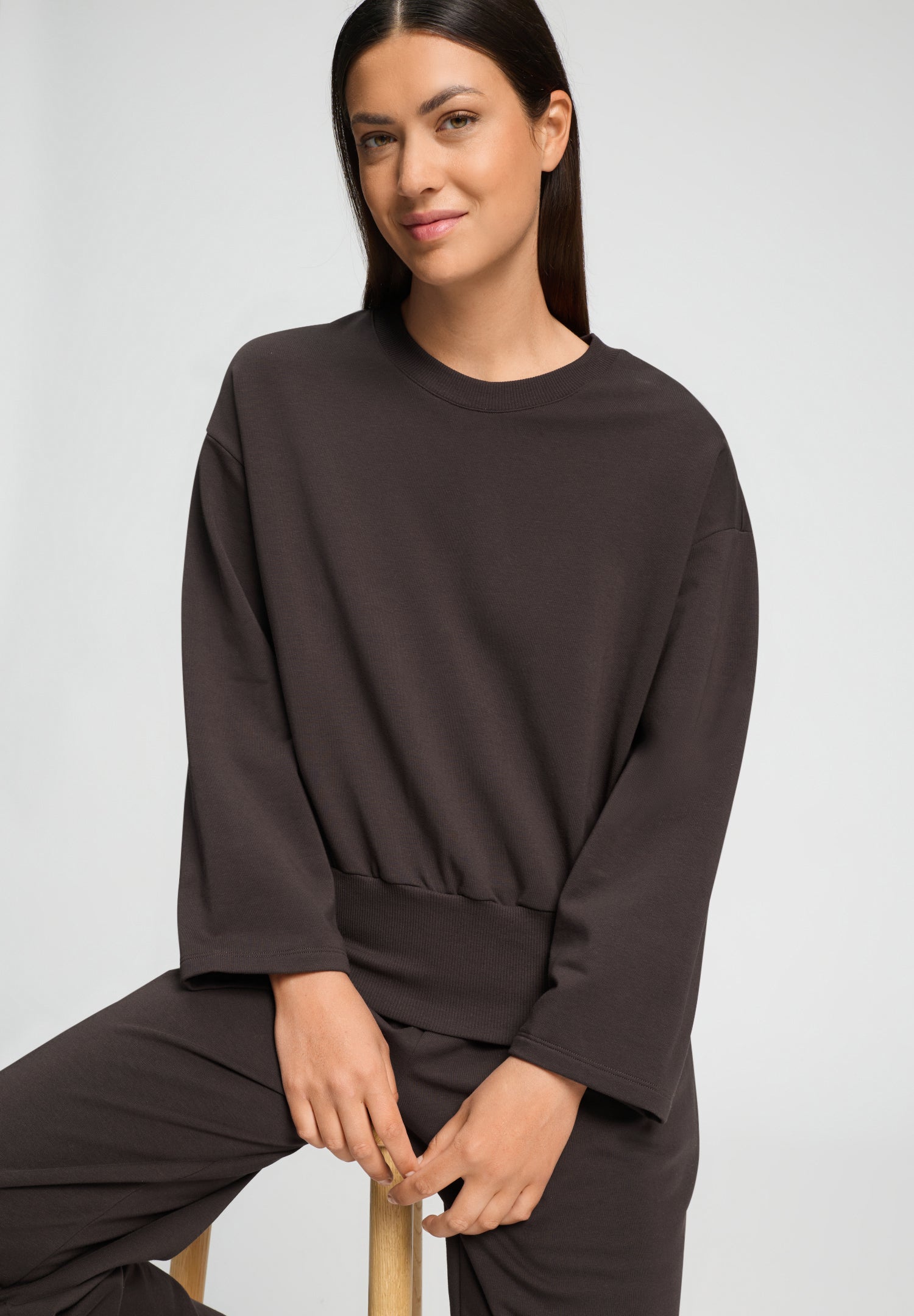 Natural Living Sweatshirt | Dark Mocha 78934-2185