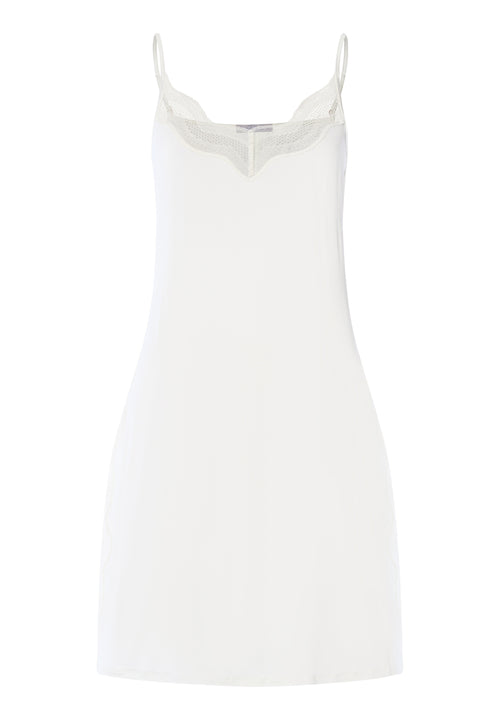 Cira Scalloped Lace Bodydress | Off White 70791-102