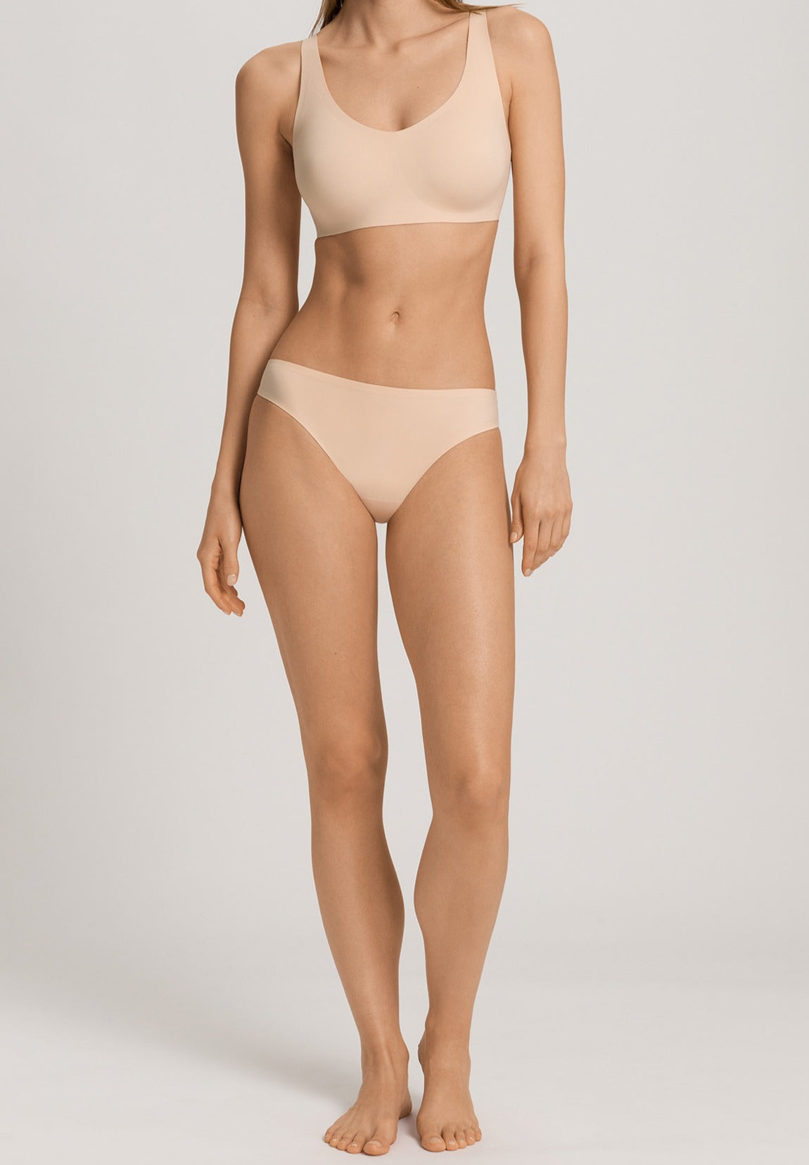 Invisible Touch Microfiber Seamless Bikini Brief | Beige 71142-274