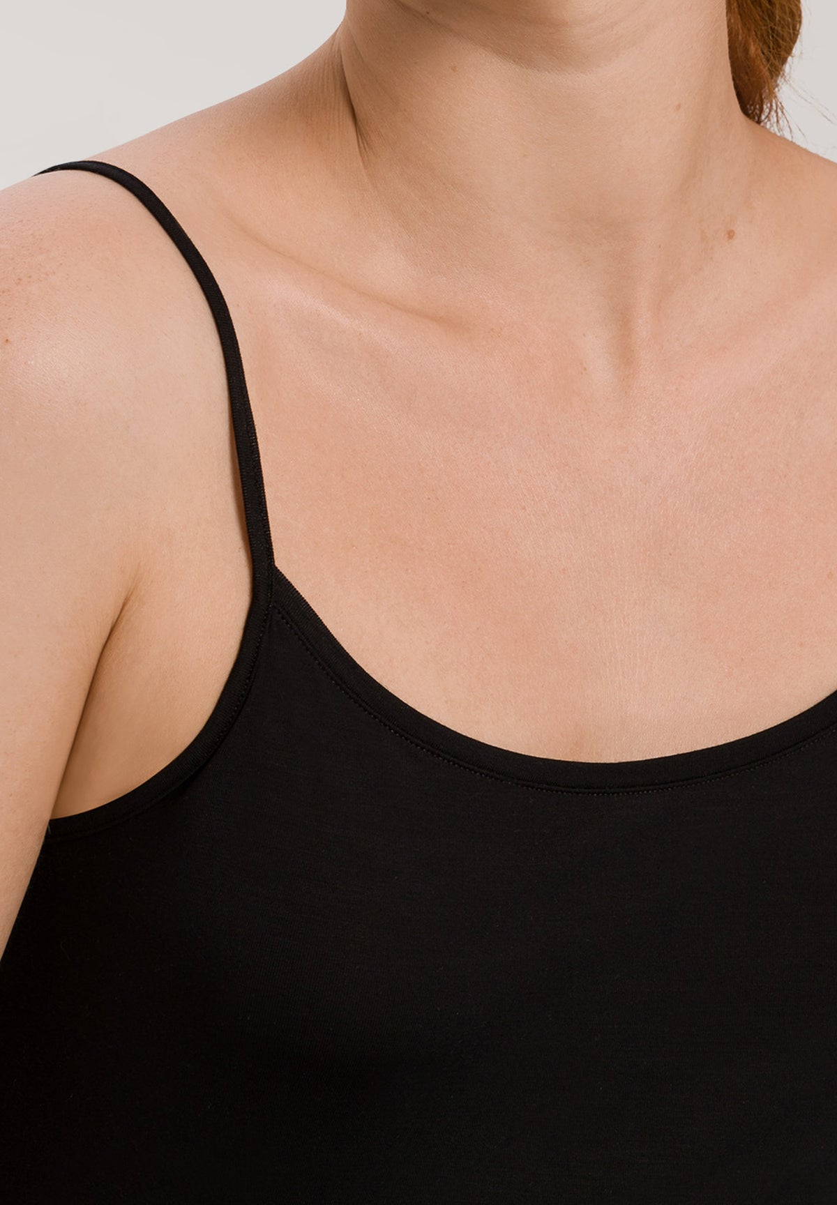 Soft Touch Round Neck Camisole | Black 71256-019